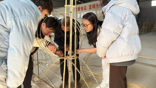 厦门南洋职业学院 打造 专业 模式 让思政课 行 在路上, 走 入心里